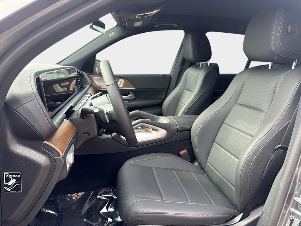 Thumbnail: 2026 Mercedes-Benz GLE - 12