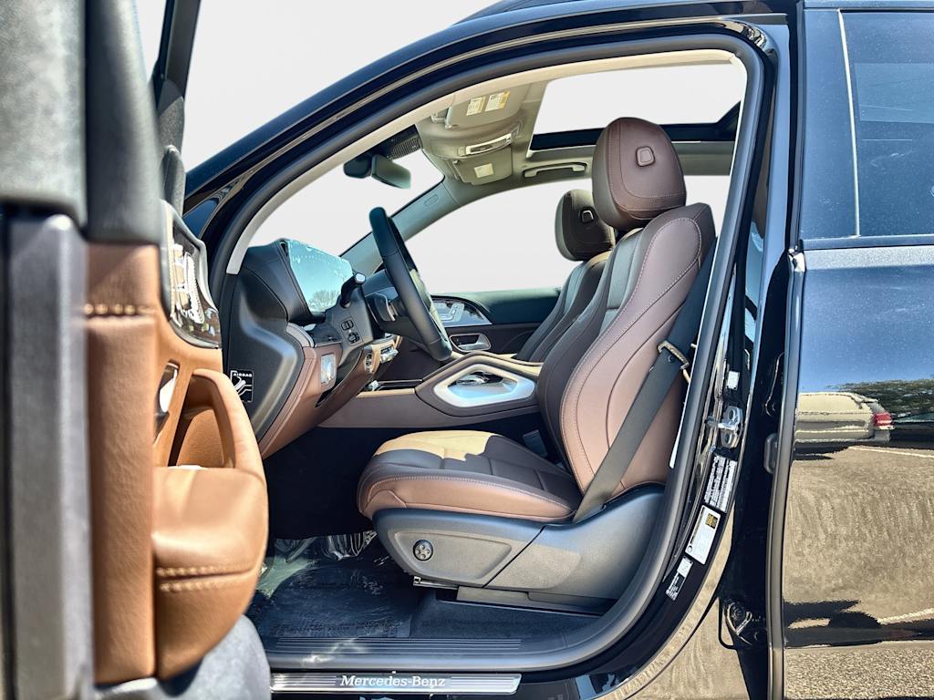 Thumbnail: 2026 Mercedes-Benz GLE - 9