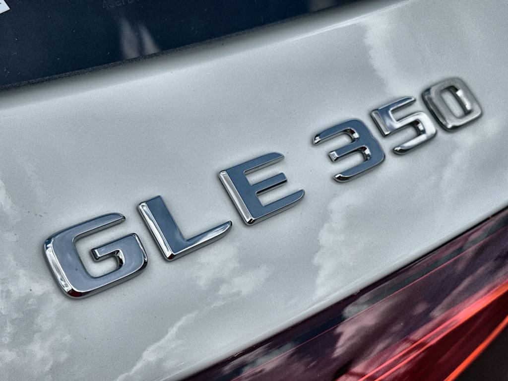Thumbnail: 2026 Mercedes-Benz GLE - 7