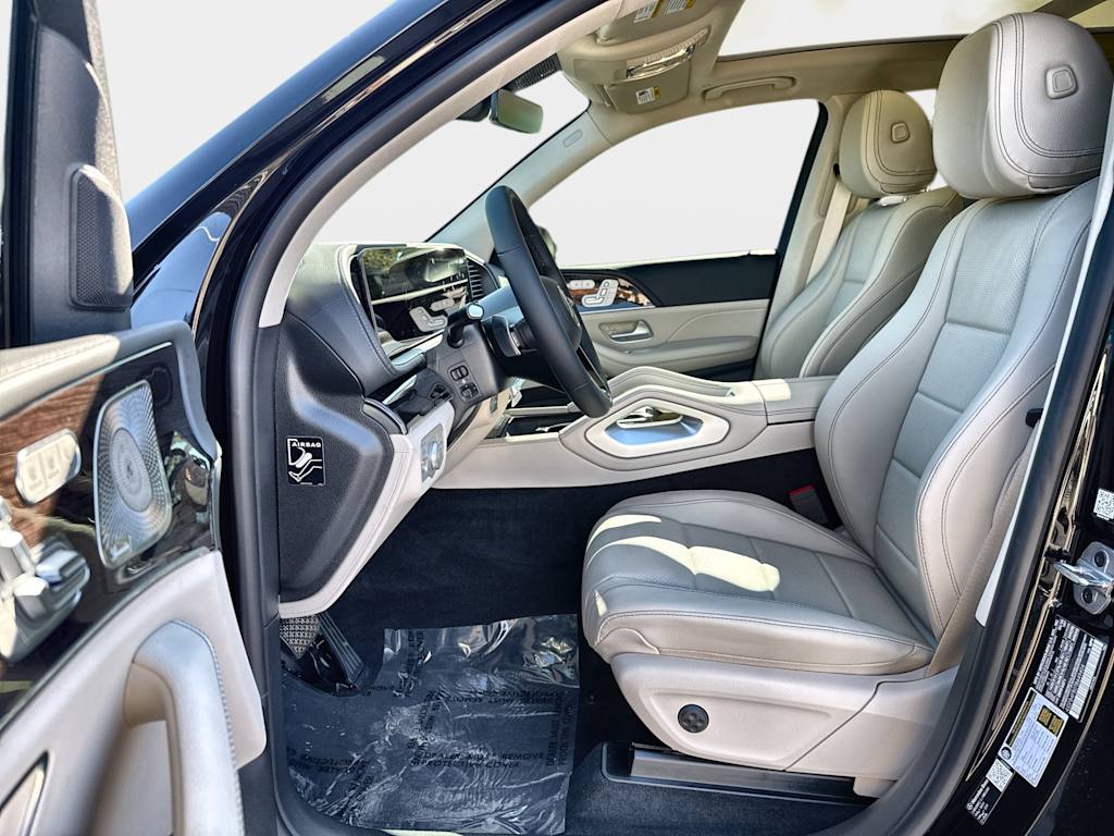 Thumbnail: 2026 Mercedes-Benz GLE - 10