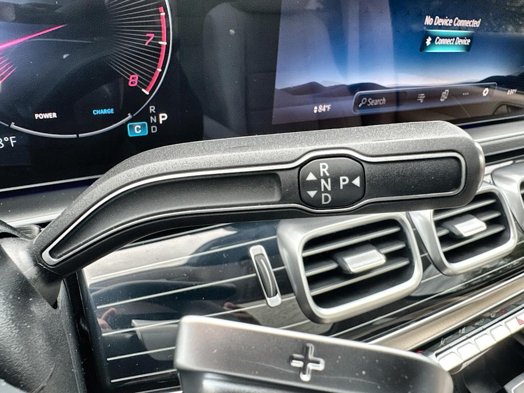 Thumbnail: 2026 Mercedes-Benz GLE - 26