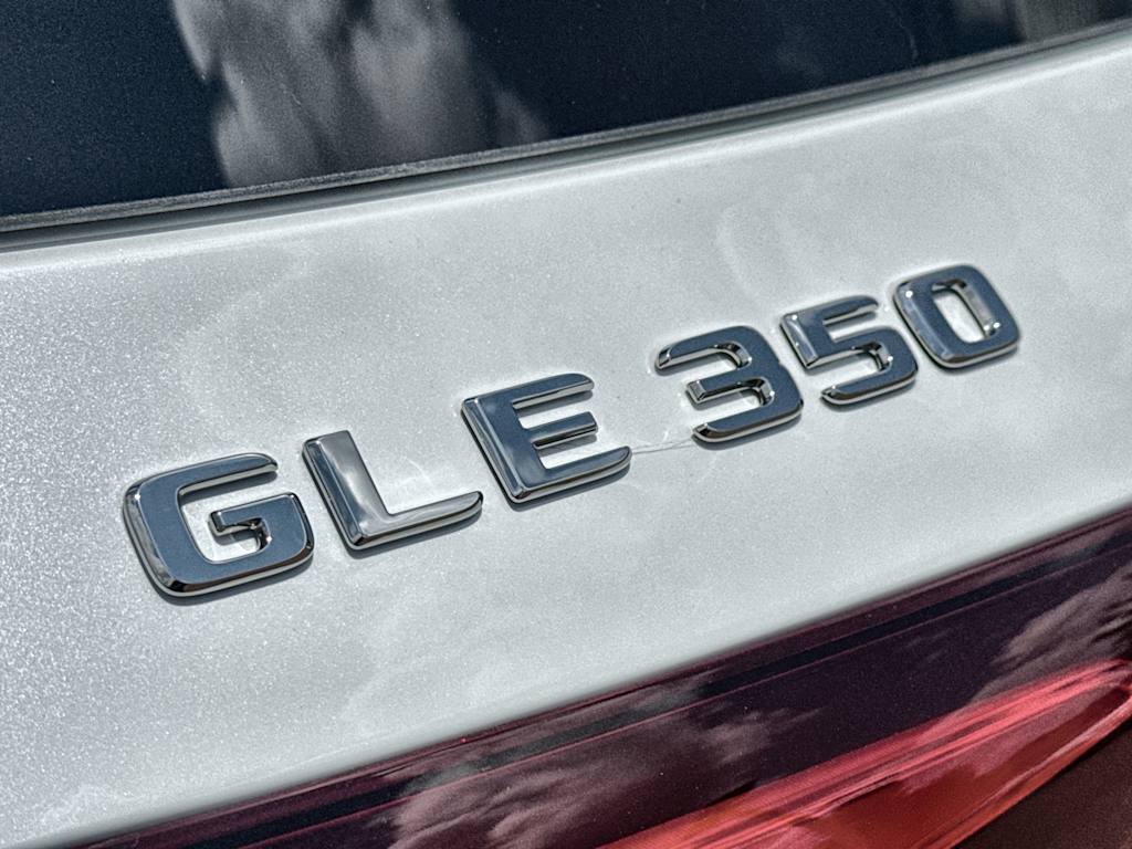 Thumbnail: 2026 Mercedes-Benz GLE - 7