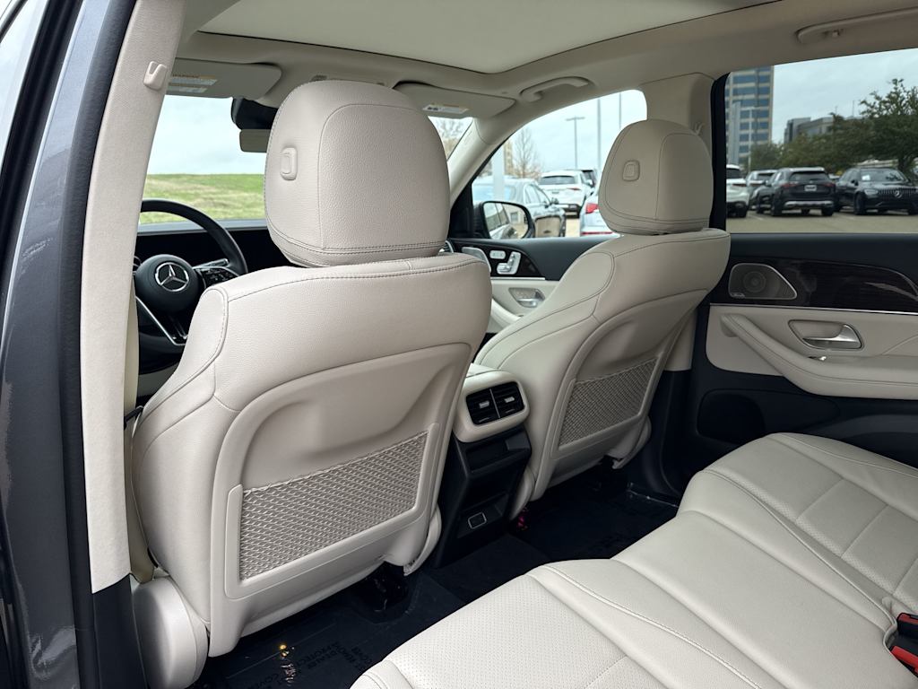 Thumbnail: 2026 Mercedes-Benz GLE - 13