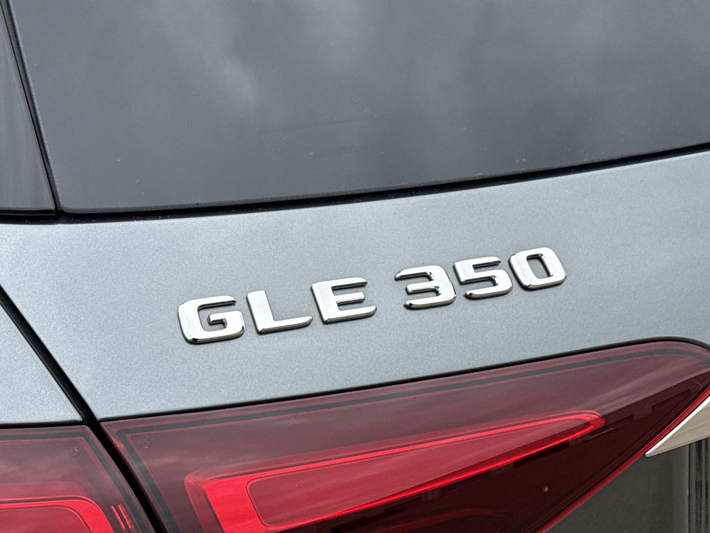 Thumbnail: 2026 Mercedes-Benz GLE - 22