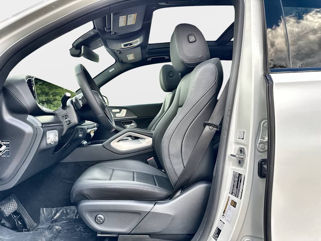 Thumbnail: 2026 Mercedes-Benz GLE - 12