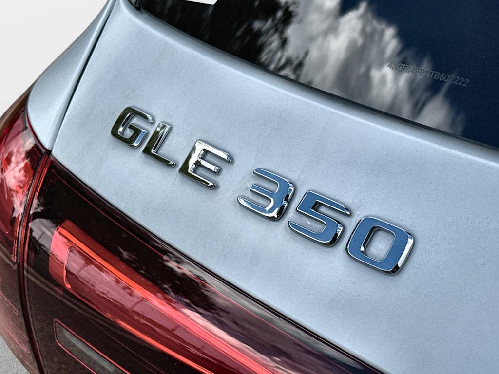 Thumbnail: 2026 Mercedes-Benz GLE - 7