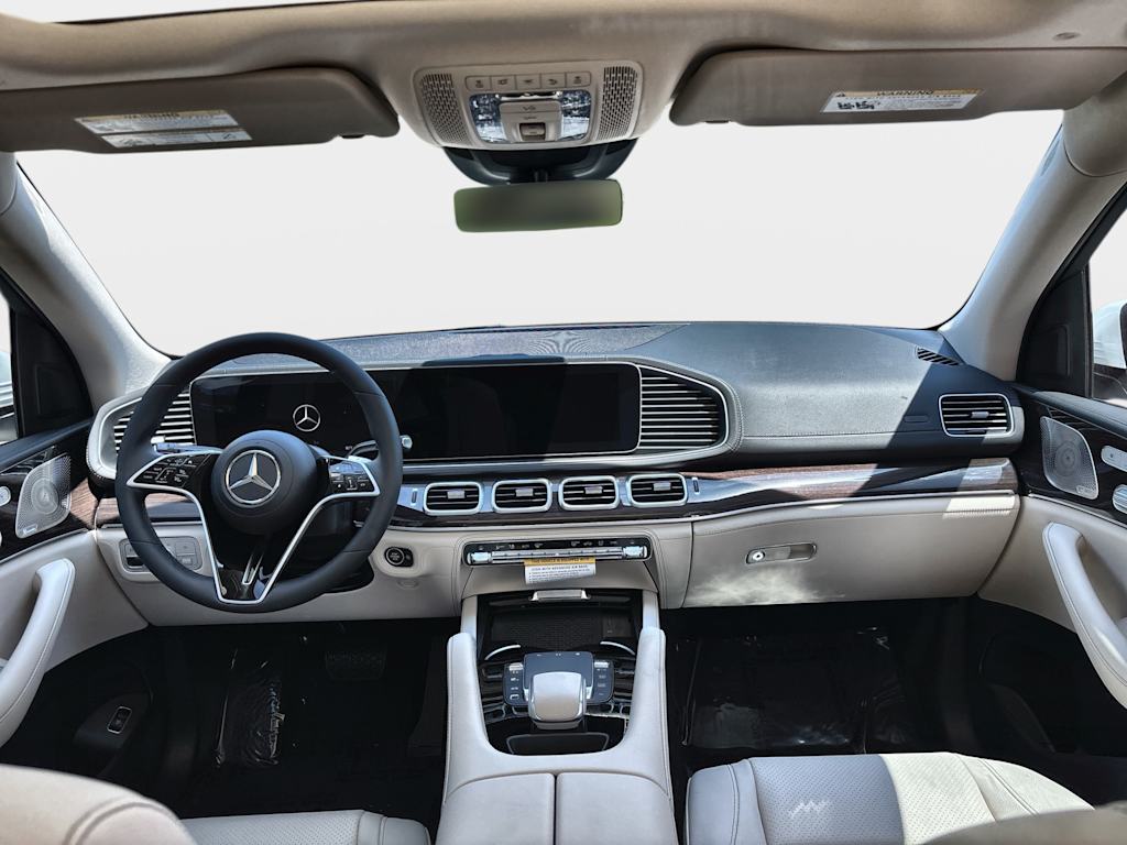 Thumbnail: 2026 Mercedes-Benz GLE - 2
