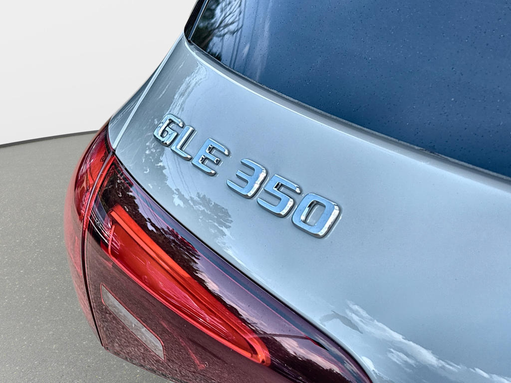 Thumbnail: 2026 Mercedes-Benz GLE - 7