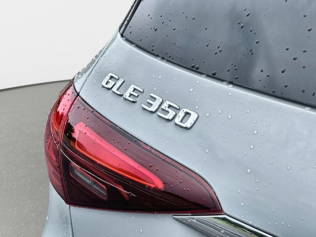 Thumbnail: 2026 Mercedes-Benz GLE - 7