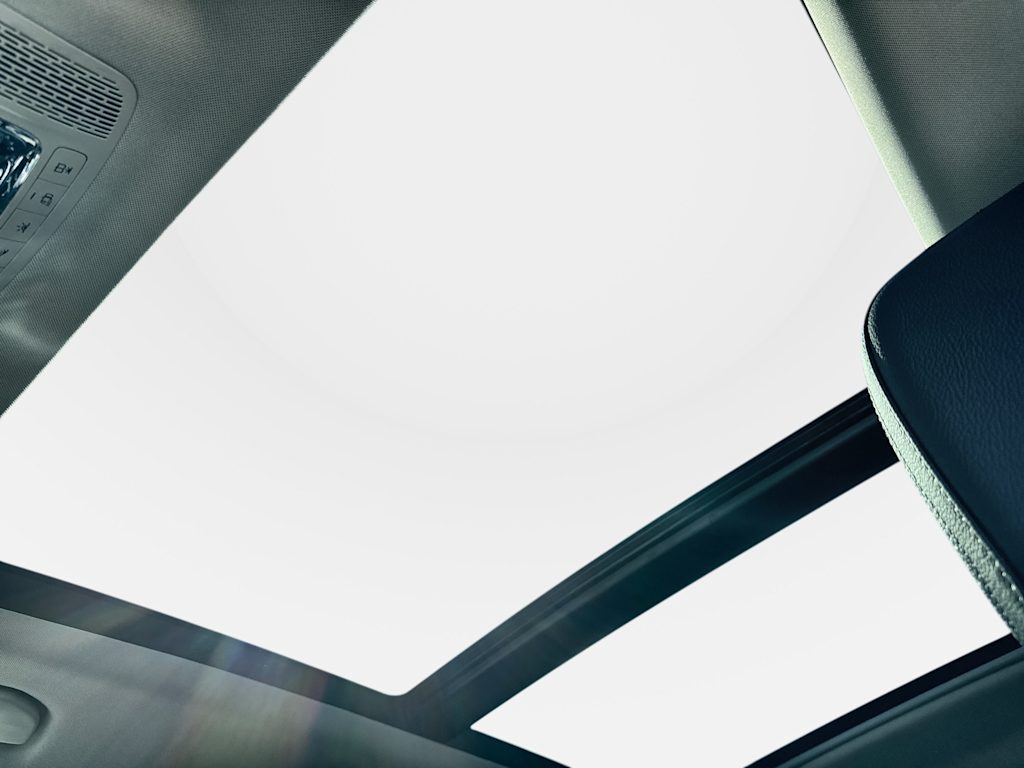 Thumbnail: 2026 Mercedes-Benz GLE - 28