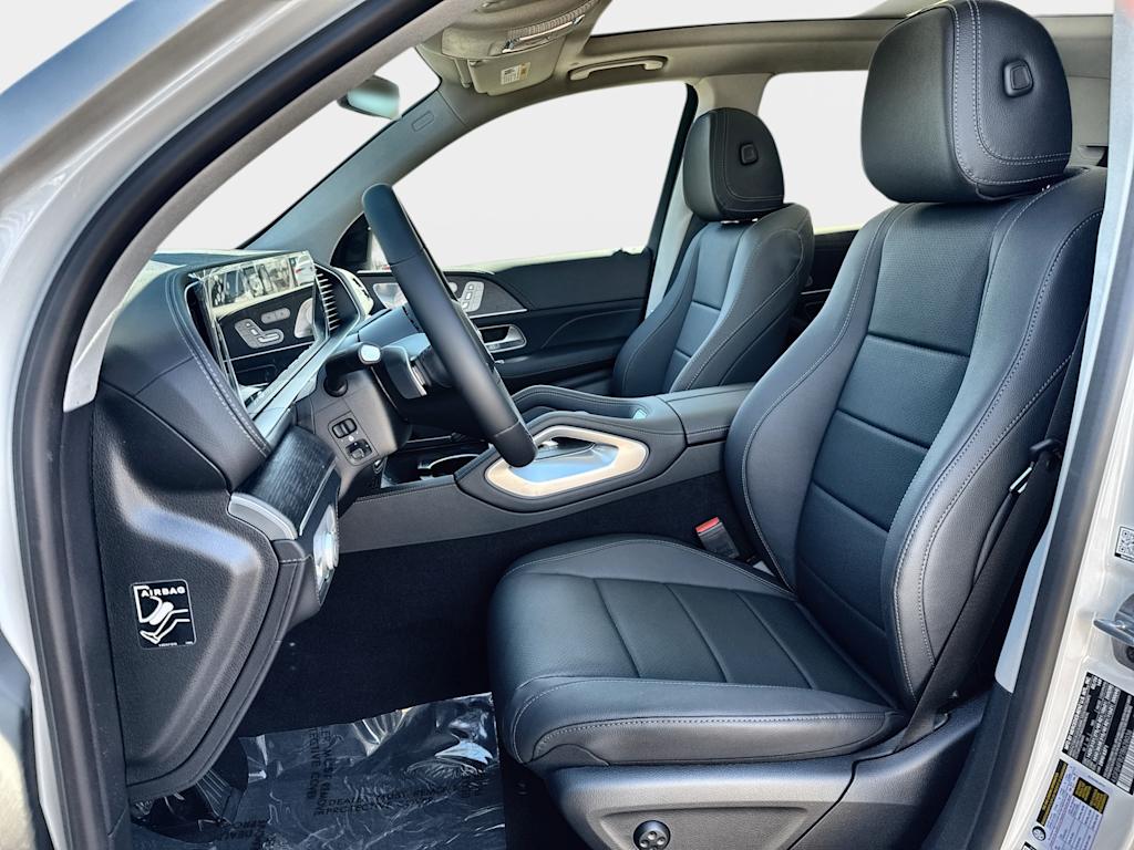 Thumbnail: 2026 Mercedes-Benz GLE - 12