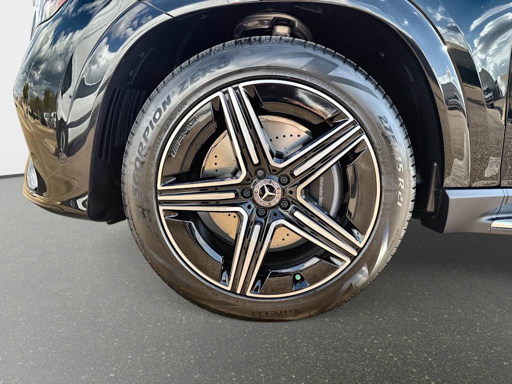 Thumbnail: 2026 Mercedes-Benz GLE - 6