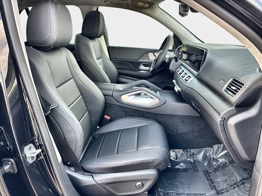 Thumbnail: 2026 Mercedes-Benz GLE - 18