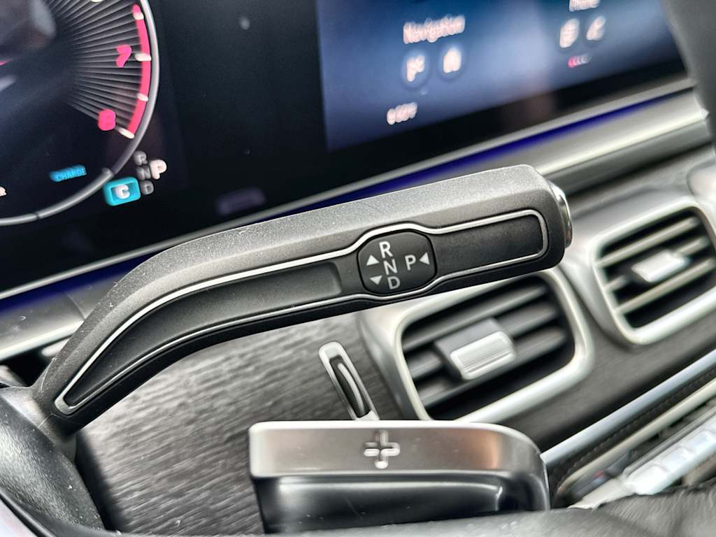 Thumbnail: 2026 Mercedes-Benz GLE - 26