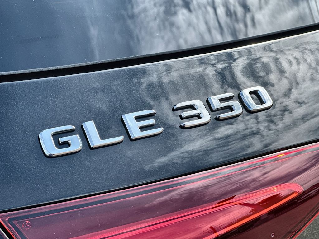 Thumbnail: 2026 Mercedes-Benz GLE - 6