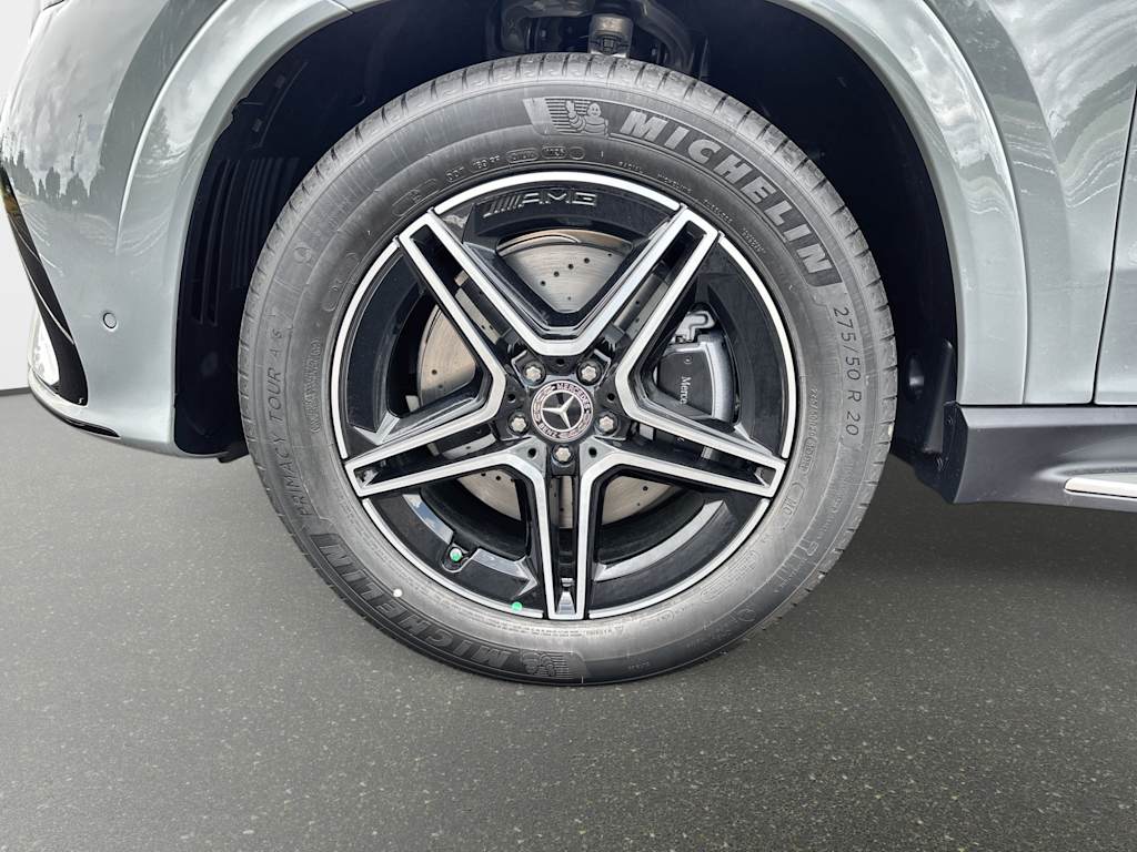 Thumbnail: 2026 Mercedes-Benz GLE - 8