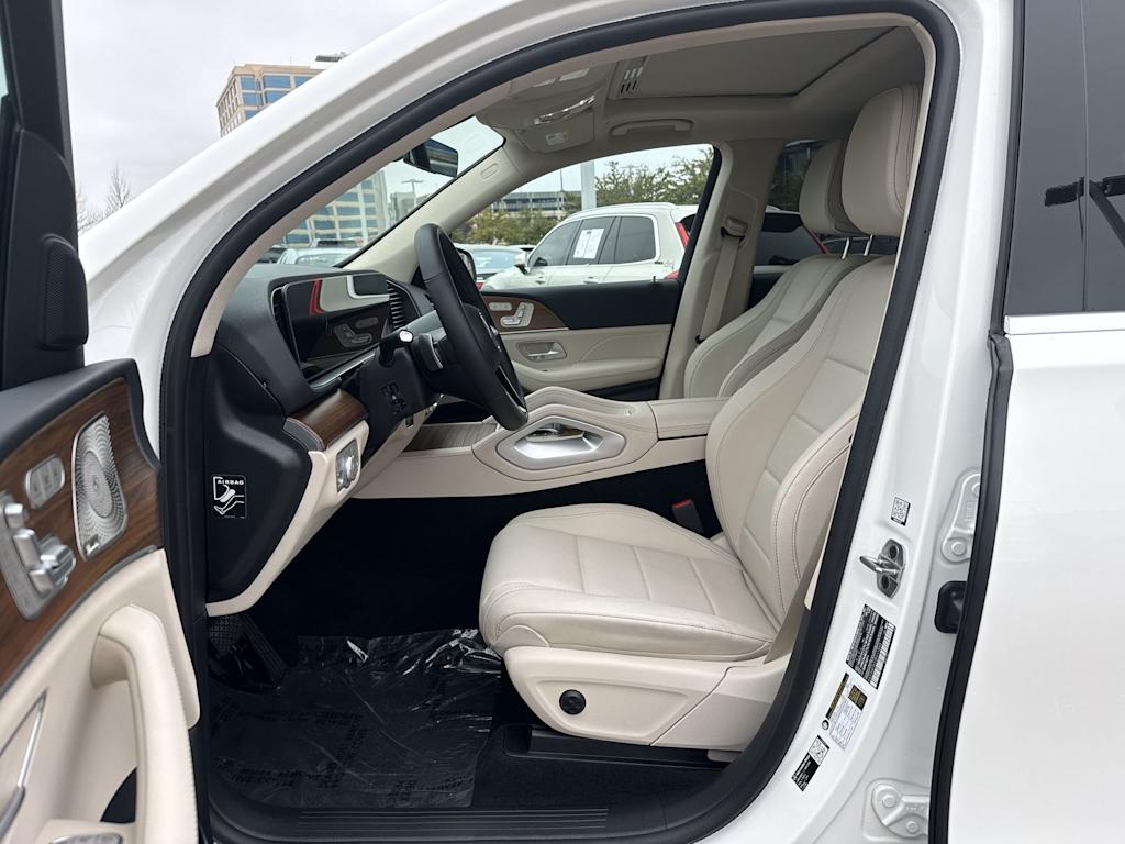 Thumbnail: 2026 Mercedes-Benz GLE - 11