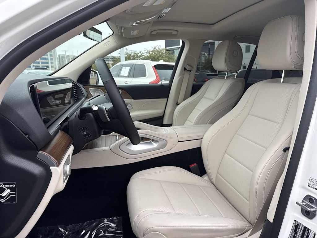 Thumbnail: 2026 Mercedes-Benz GLE - 12