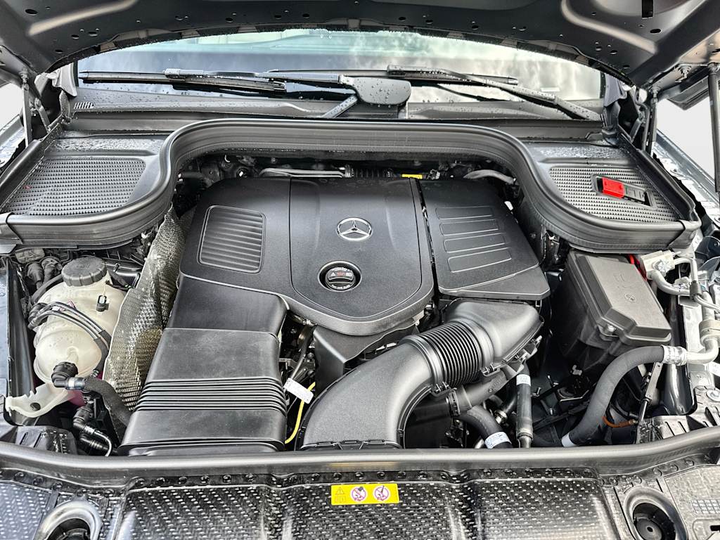 Thumbnail: 2026 Mercedes-Benz GLE - 9
