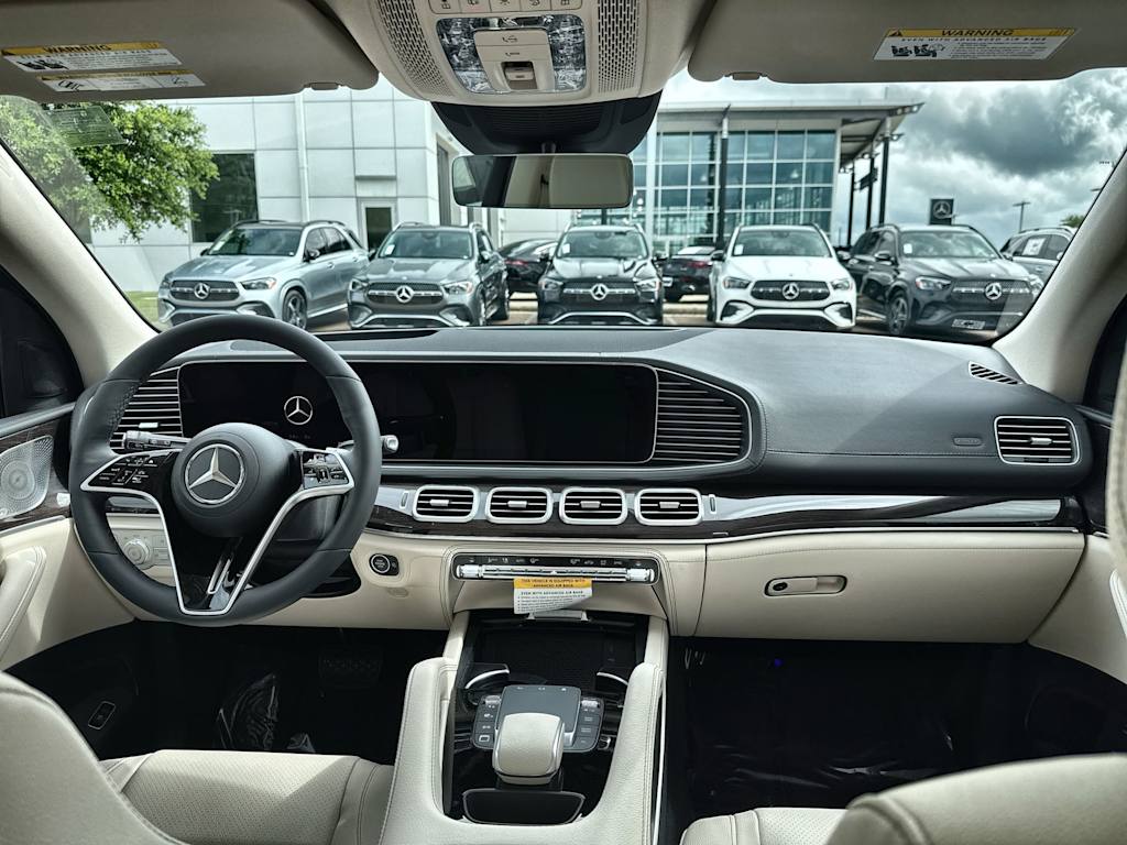 Thumbnail: 2026 Mercedes-Benz GLE - 2