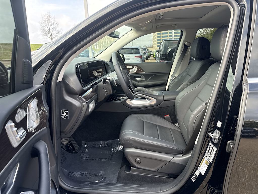 Thumbnail: 2026 Mercedes-Benz GLE - 11