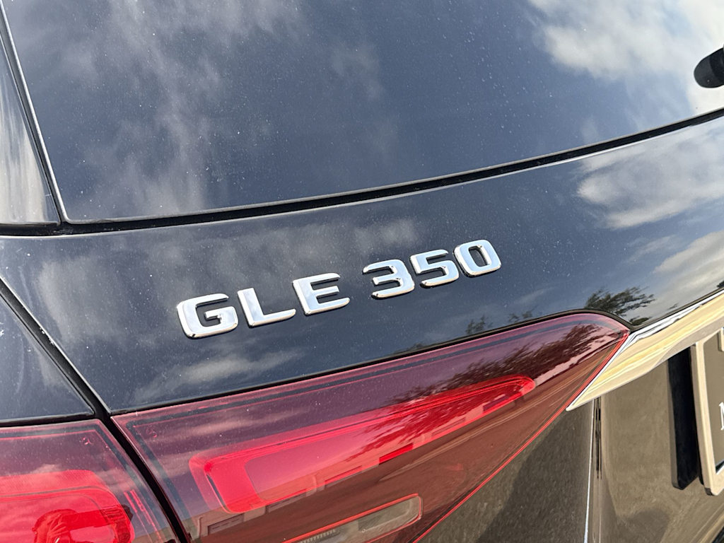 Thumbnail: 2026 Mercedes-Benz GLE - 7