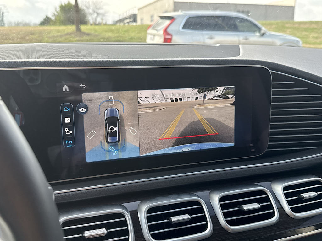 Thumbnail: 2026 Mercedes-Benz GLE - 14