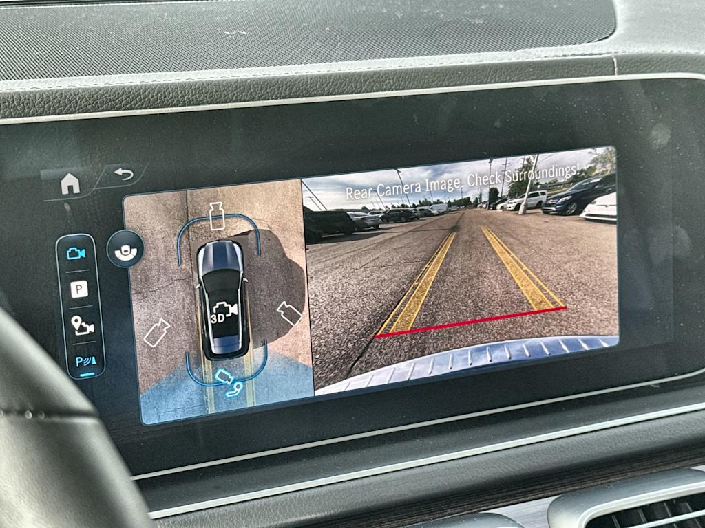 Thumbnail: 2026 Mercedes-Benz GLE - 14