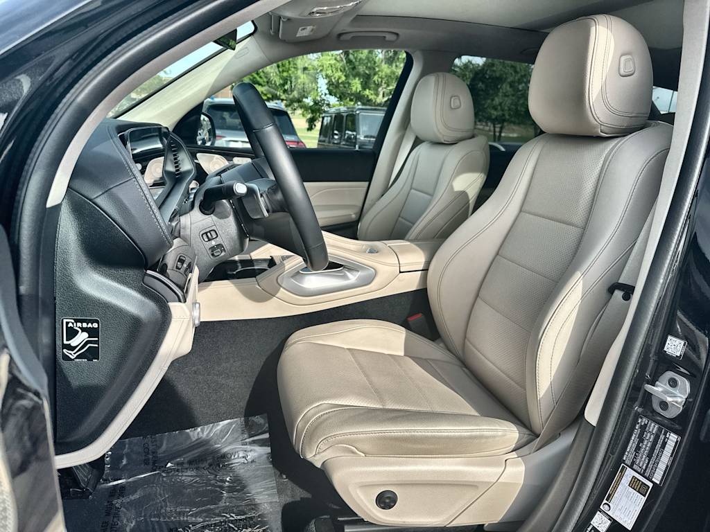 Thumbnail: 2026 Mercedes-Benz GLE - 12