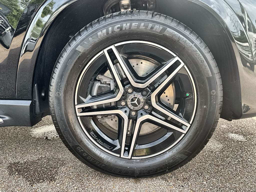 Thumbnail: 2026 Mercedes-Benz GLE - 8