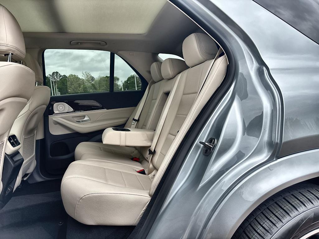 Thumbnail: 2026 Mercedes-Benz GLE - 13