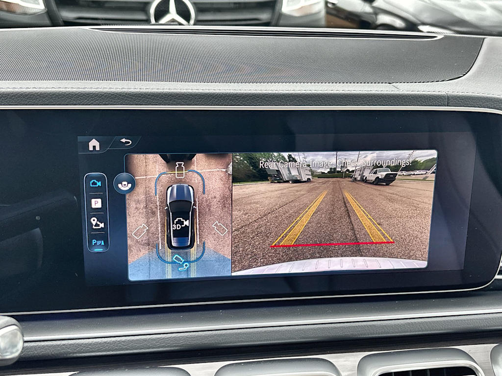 Thumbnail: 2026 Mercedes-Benz GLE - 14