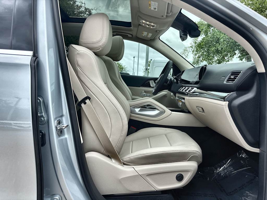 Thumbnail: 2026 Mercedes-Benz GLE - 20