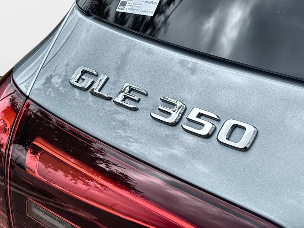 Thumbnail: 2026 Mercedes-Benz GLE - 7