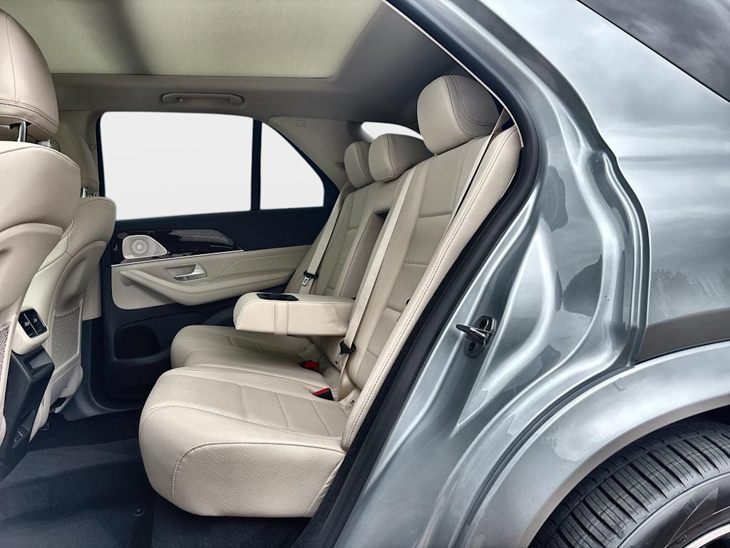 Thumbnail: 2026 Mercedes-Benz GLE - 13