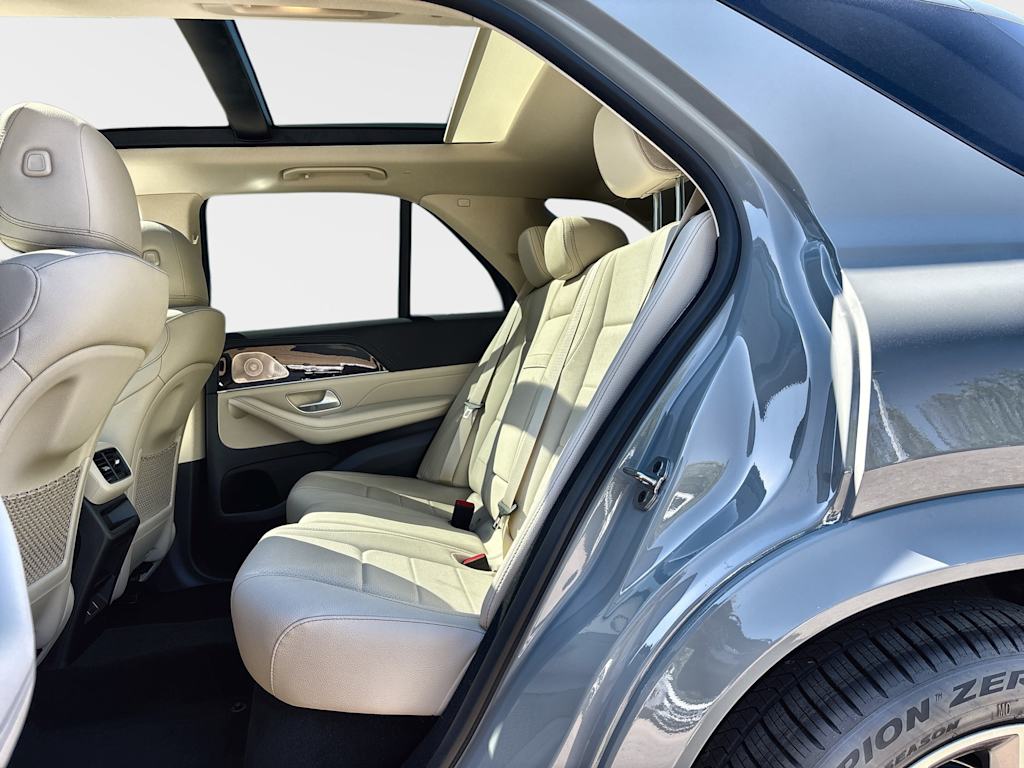 Thumbnail: 2026 Mercedes-Benz GLE - 12