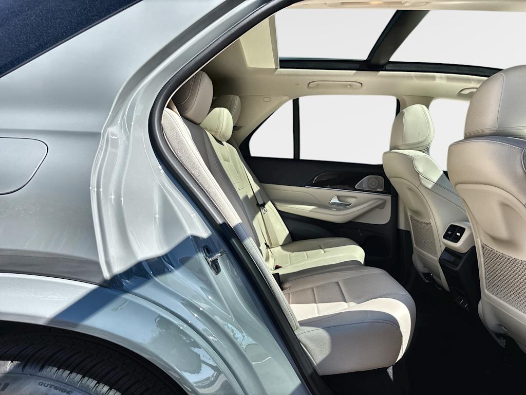 Thumbnail: 2026 Mercedes-Benz GLE - 25