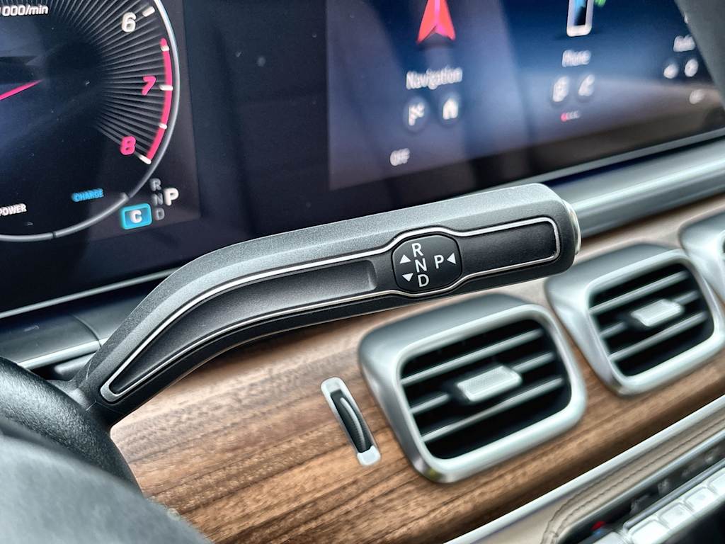 Thumbnail: 2026 Mercedes-Benz GLE - 14