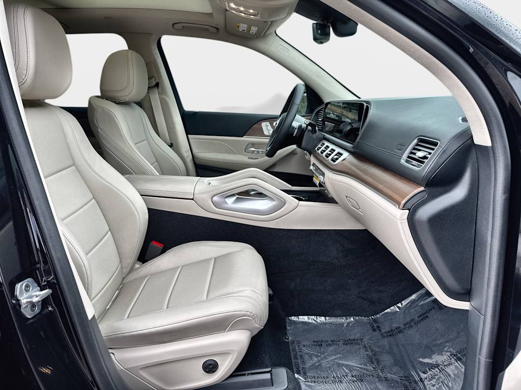 Thumbnail: 2026 Mercedes-Benz GLE - 19