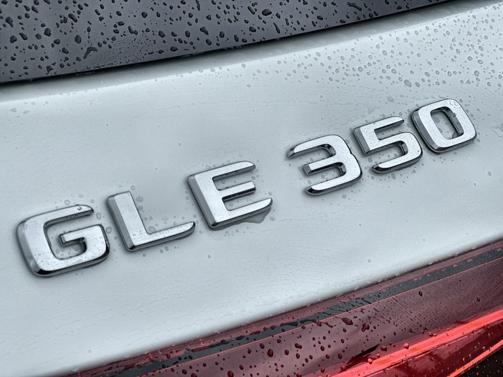 Thumbnail: 2026 Mercedes-Benz GLE - 7