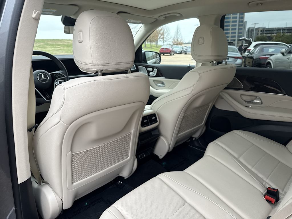 Thumbnail: 2026 Mercedes-Benz GLE - 13