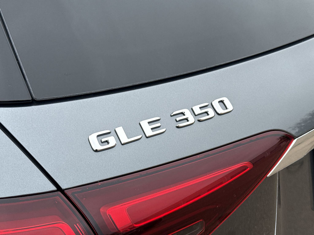 Thumbnail: 2026 Mercedes-Benz GLE - 22