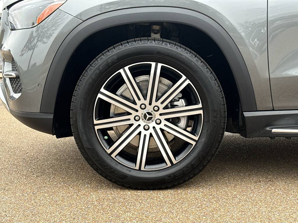 Thumbnail: 2026 Mercedes-Benz GLE - 8