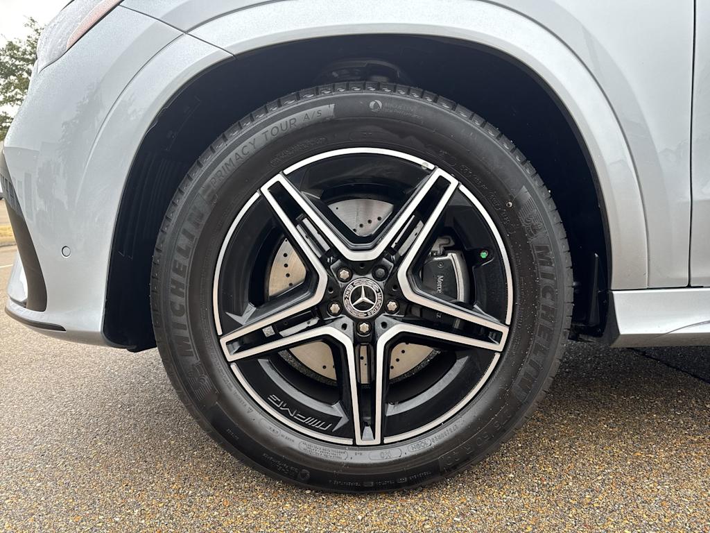 Thumbnail: 2026 Mercedes-Benz GLE - 8