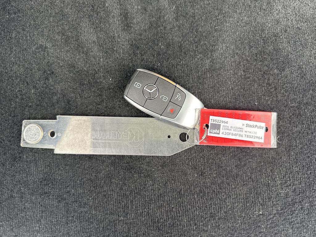 Thumbnail: 2026 Mercedes-Benz GLE - 28