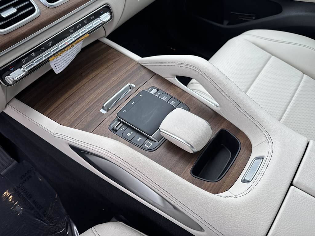 Thumbnail: 2026 Mercedes-Benz GLE - 15