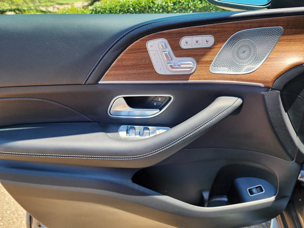 Thumbnail: 2025 Mercedes-Benz GLE - 20