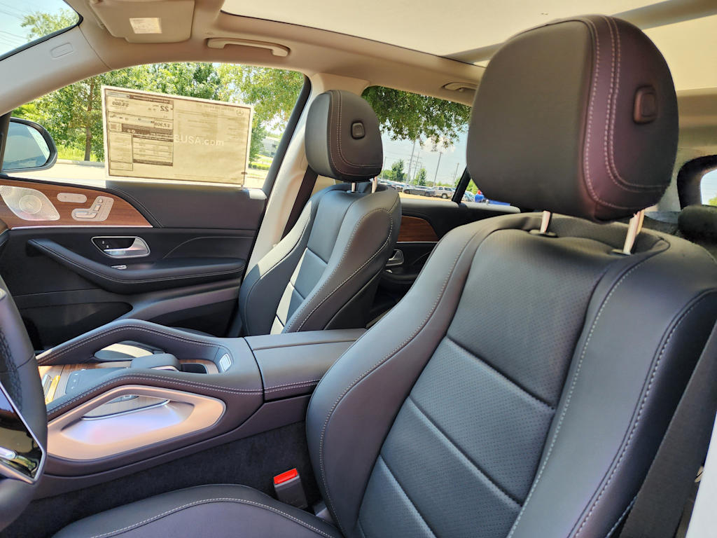 Thumbnail: 2025 Mercedes-Benz GLE - 8