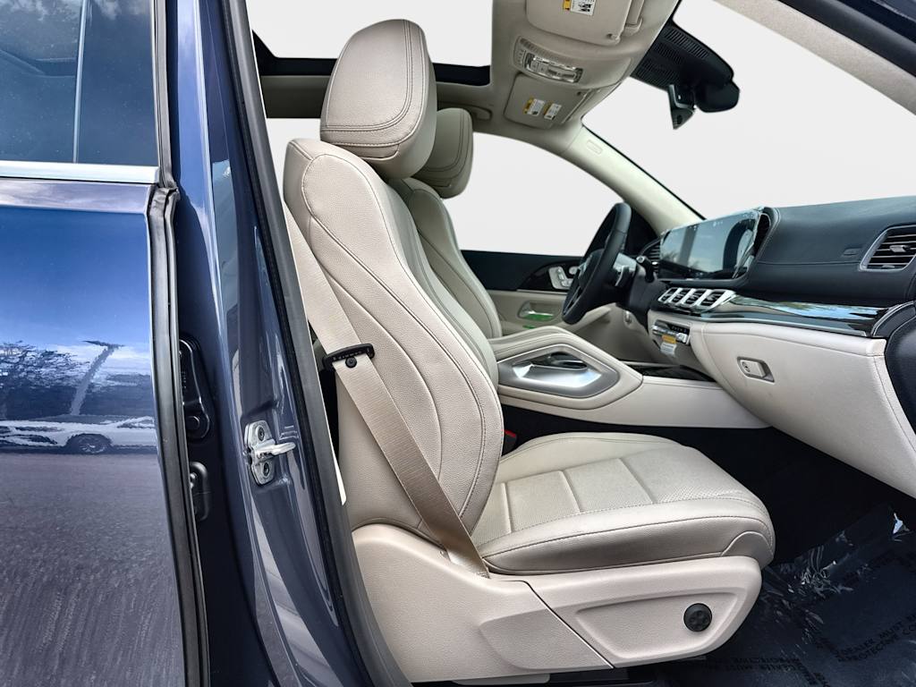 Thumbnail: 2026 Mercedes-Benz GLE - 19