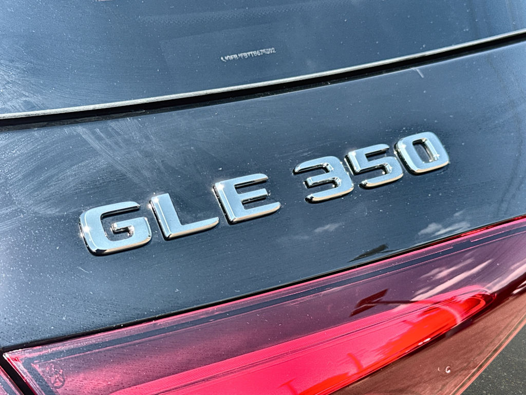 Thumbnail: 2026 Mercedes-Benz GLE - 7